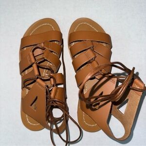 Neiman Marcus Tan Leather Gladiator Sandals